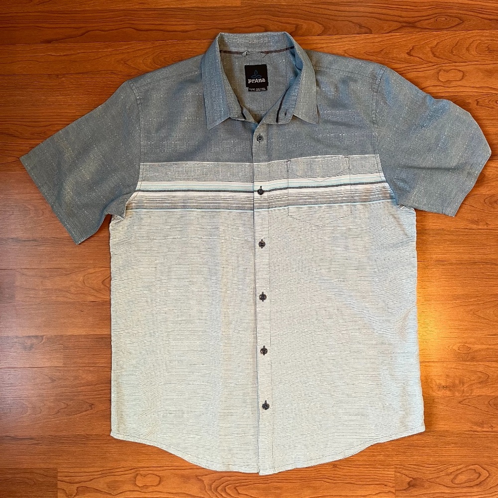 prAna Men's XL dark and light grey short sleeved shirt